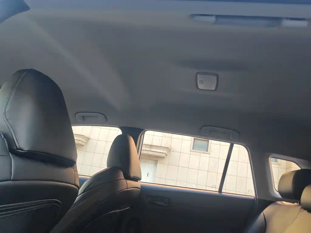 Toyota Frontlander — миниатюра 11