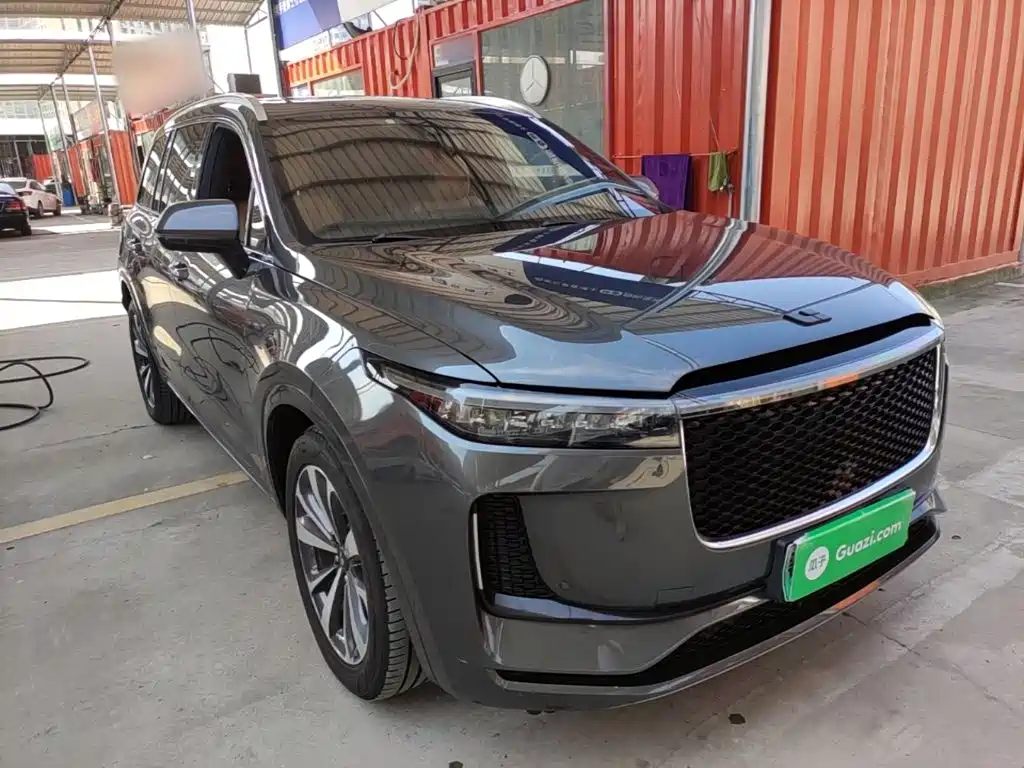 Li Auto ONE 2020 6 мест
