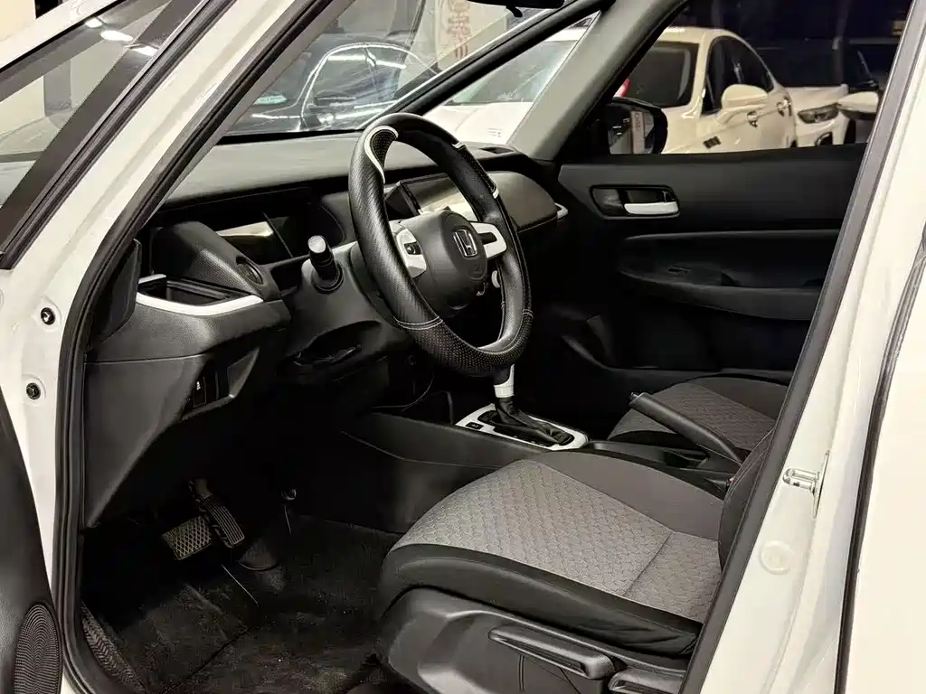 Honda Fit — миниатюра 9