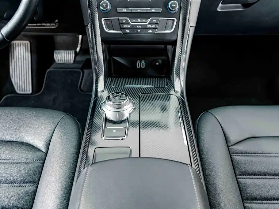 Ford Mondeo — миниатюра 12