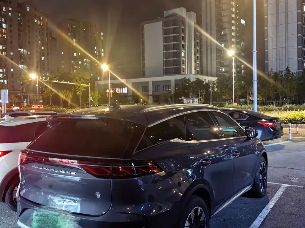 BYD Tang New Energy — миниатюра 9