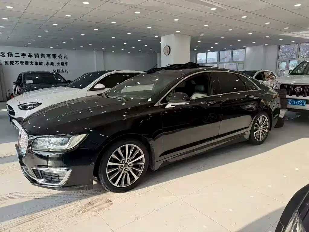 Купить Lincoln MKZ