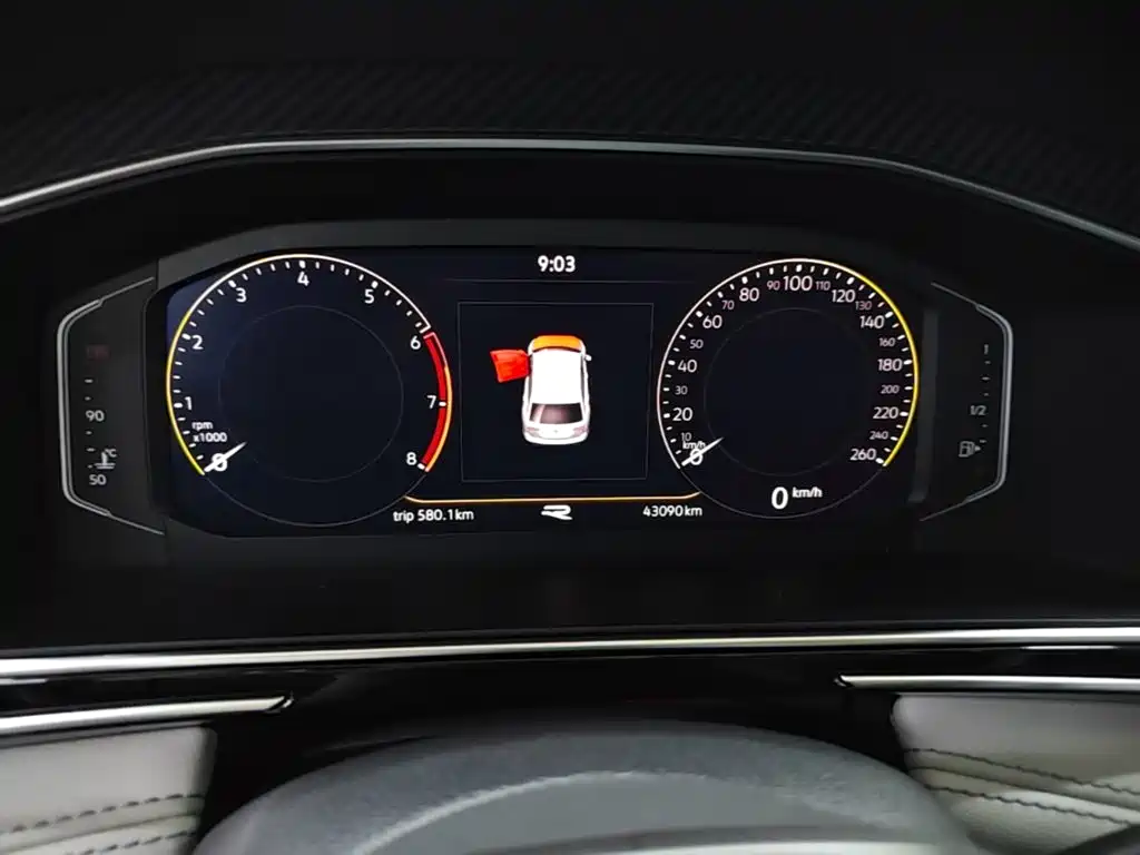 Volkswagen Tiguan L — миниатюра 12