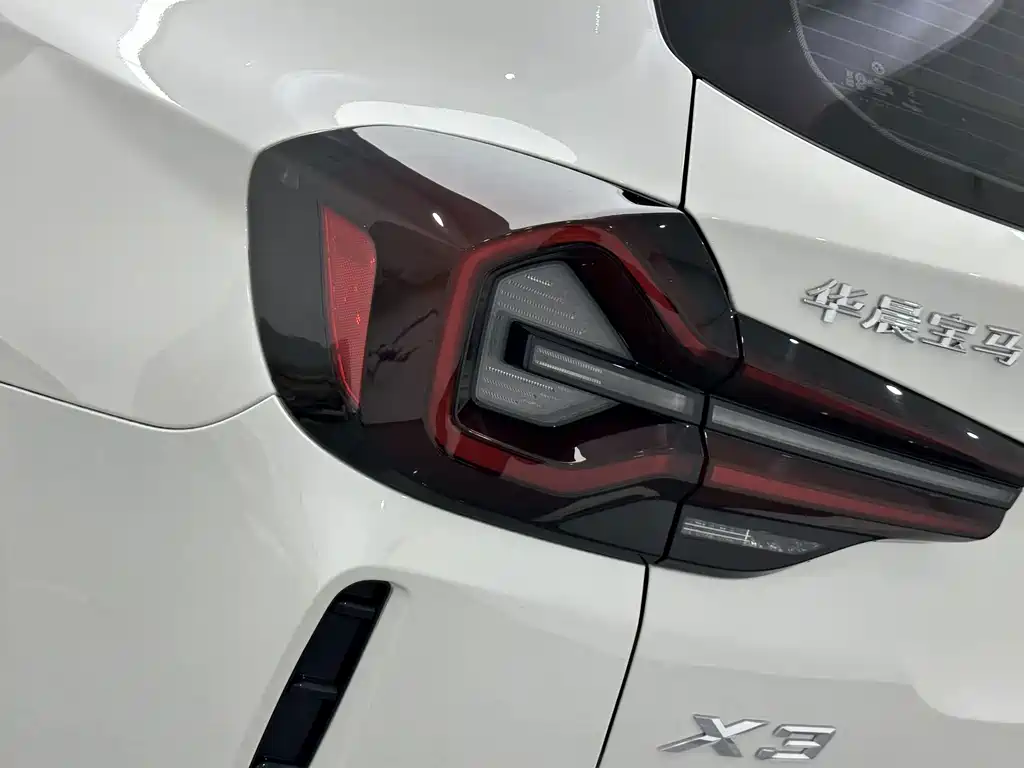 BMW X3 — миниатюра 22