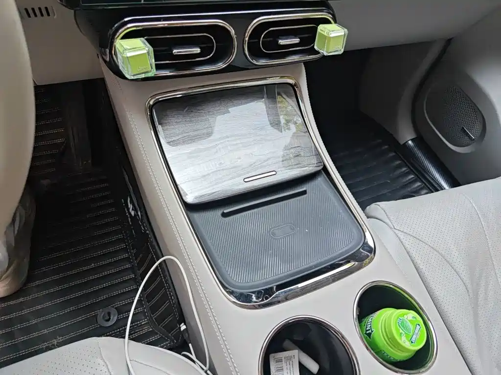 Leapmotor Leapmotor C11 — миниатюра 10