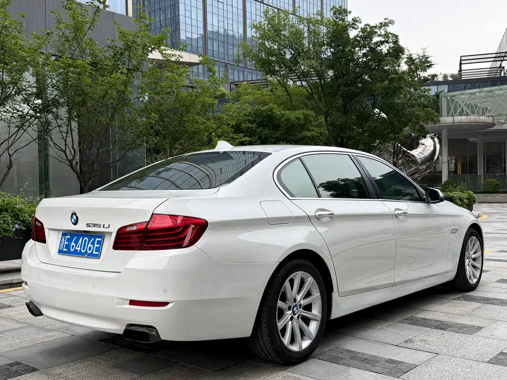 BMW 5 Series 5 2015 535Li Lead