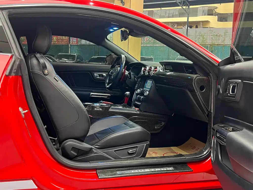 Ford Mustang 2019 2.3L EcoBoost
