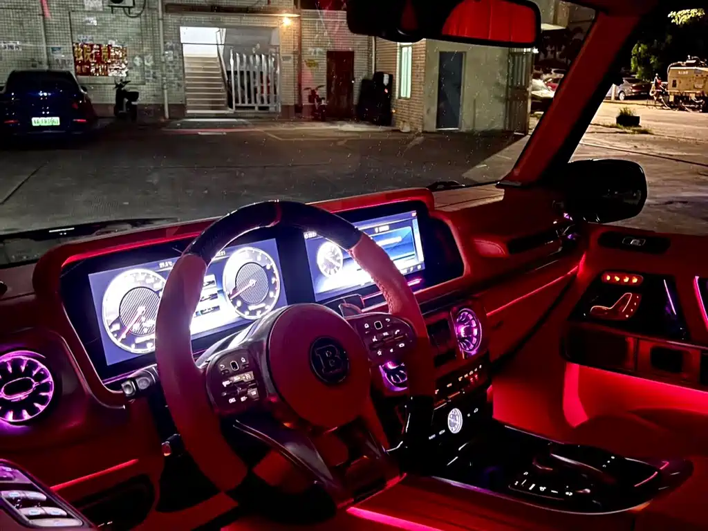 Mercedes-Benz G-Class — миниатюра 16