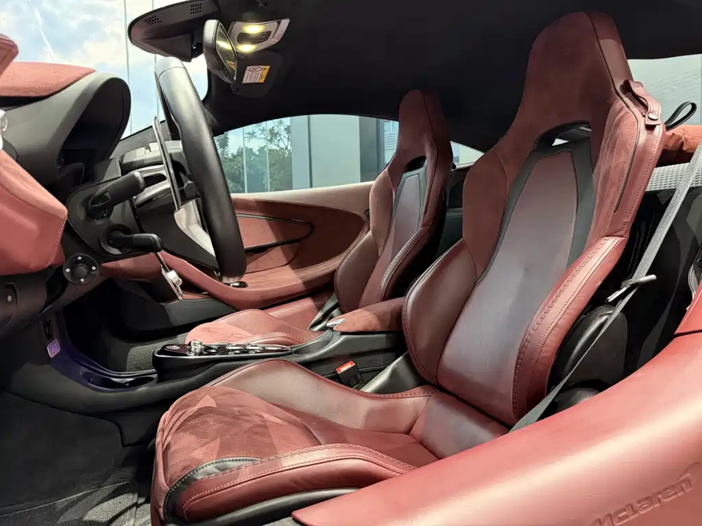 McLaren GT — миниатюра 6