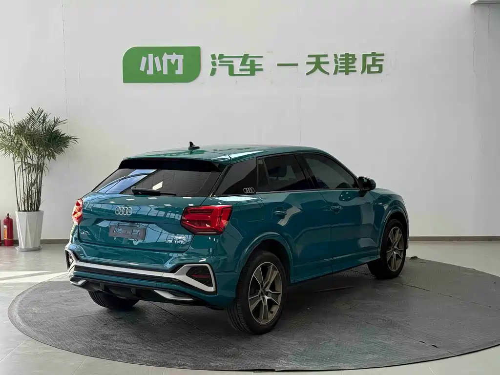 Audi Q2L — миниатюра 5