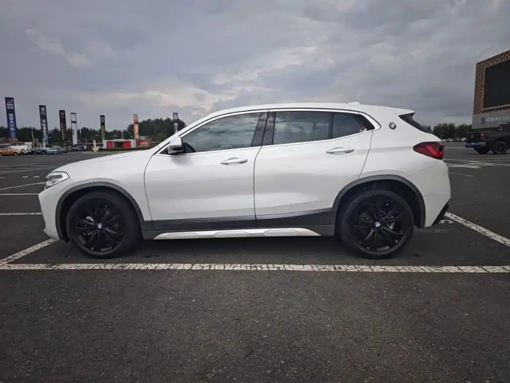 BMW X2 — миниатюра 11