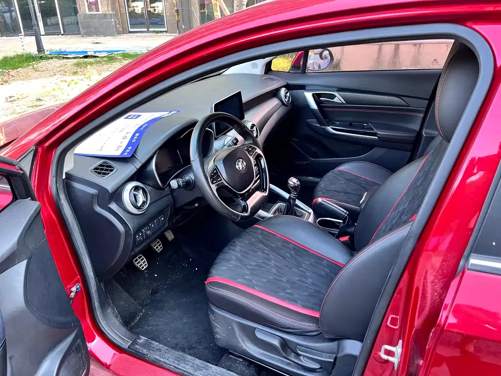 BAIC Senova D50 — миниатюра 4