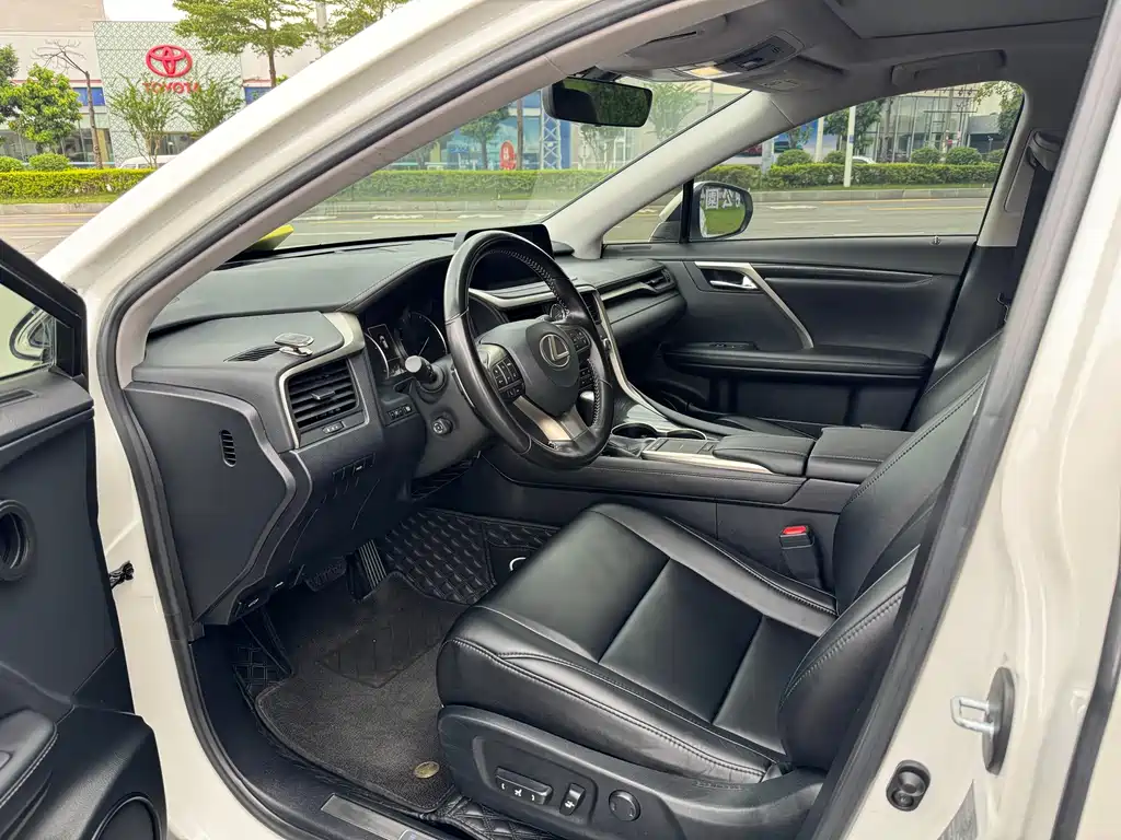 Lexus RX — миниатюра 6