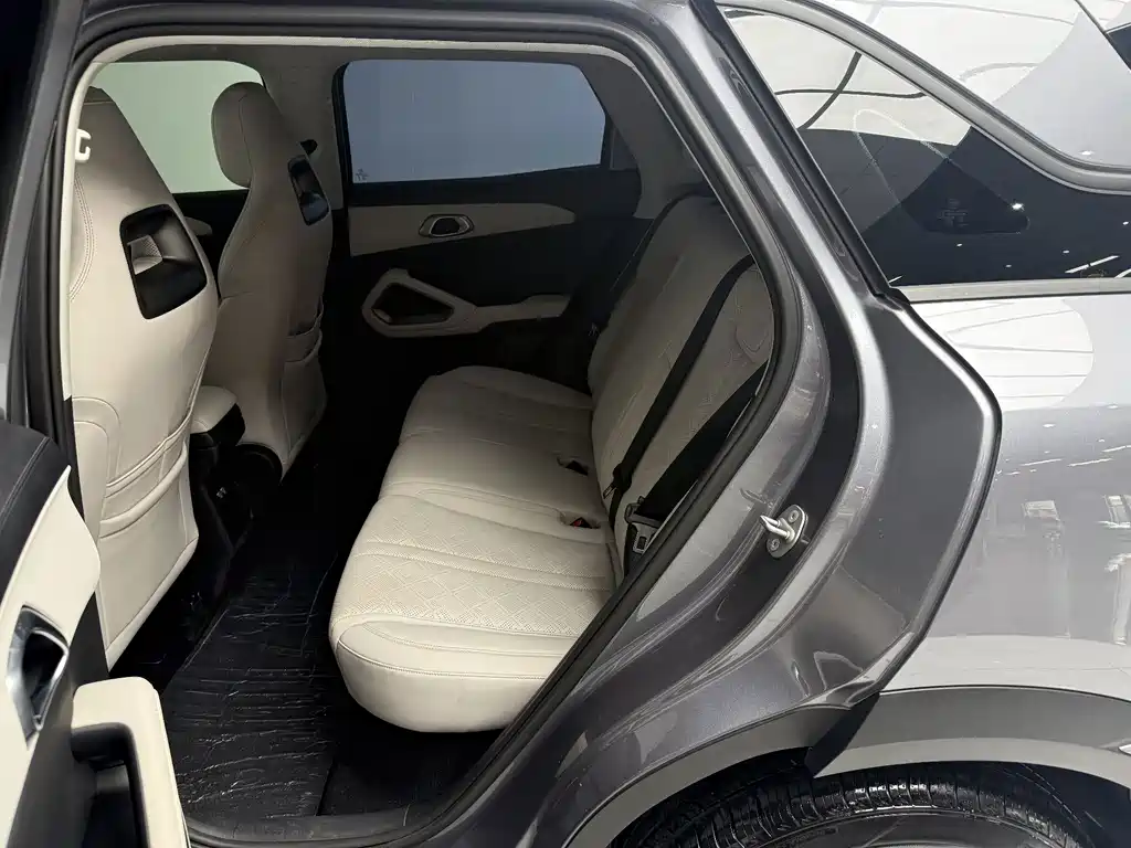 BYD Yuan UP — миниатюра 3