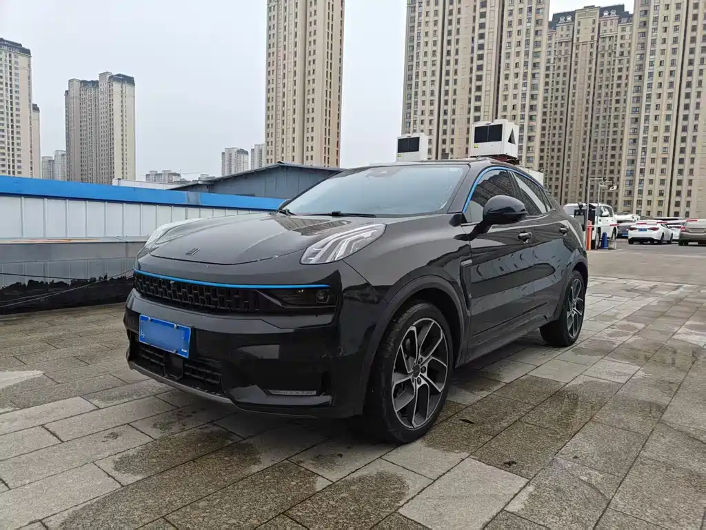 Lynk & Co 05 2022