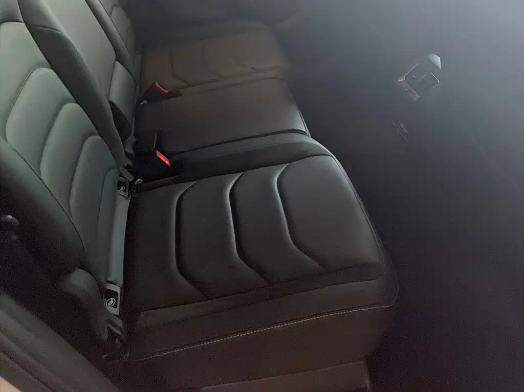 Volkswagen Tiguan L — миниатюра 20