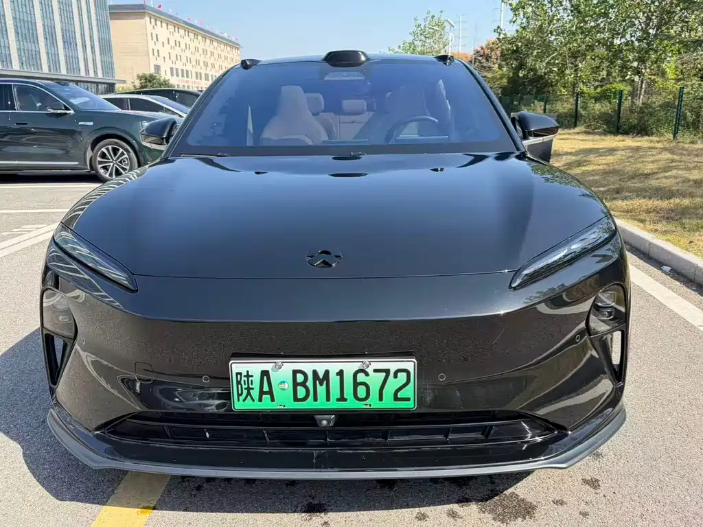 NIO ET5T — миниатюра 2