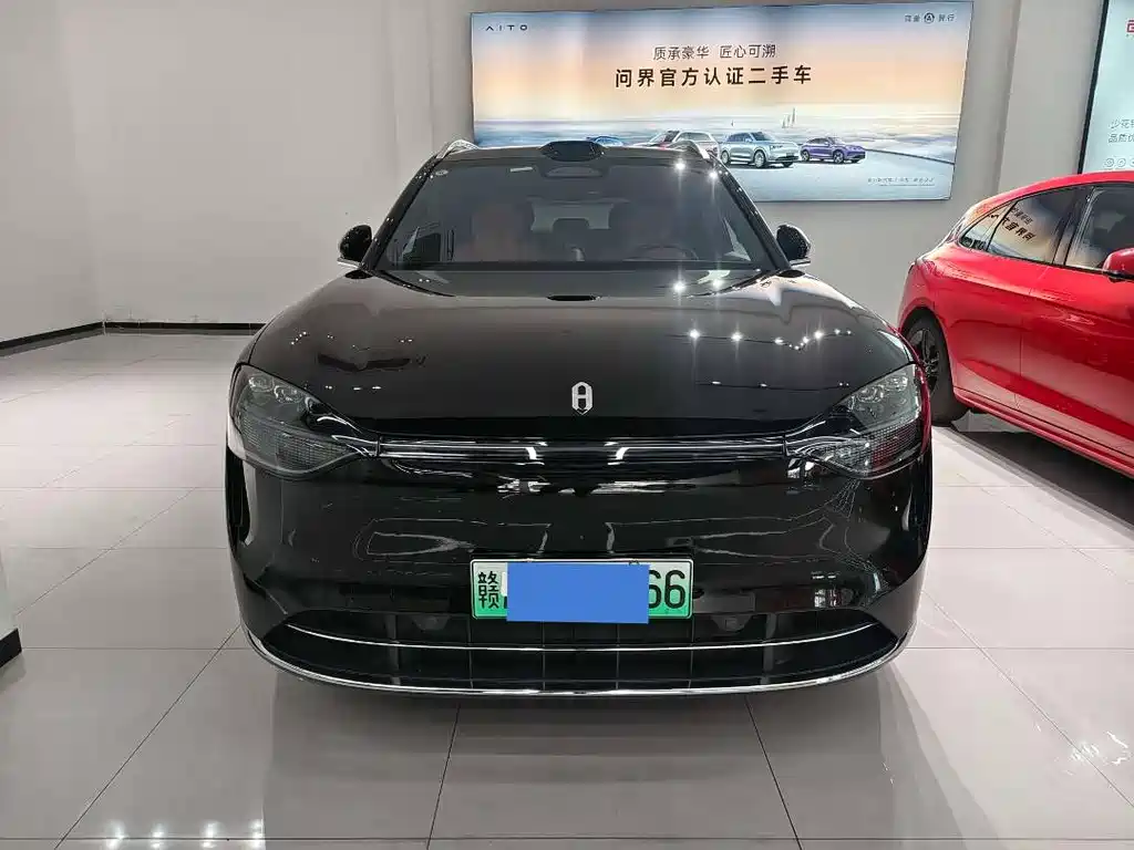 Aito M9 2025 Ultra 52kWh 5 мест (192 ）