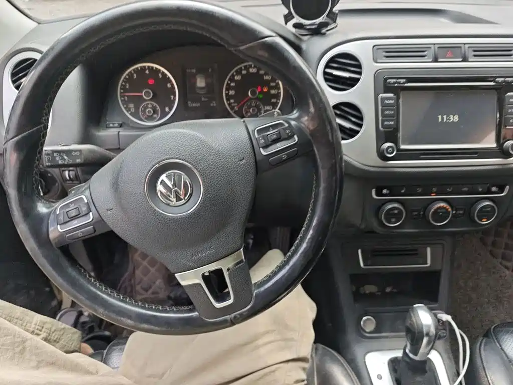 Volkswagen Tiguan — миниатюра 9