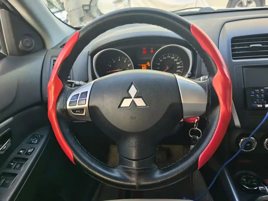 Mitsubishi ASX — миниатюра 15