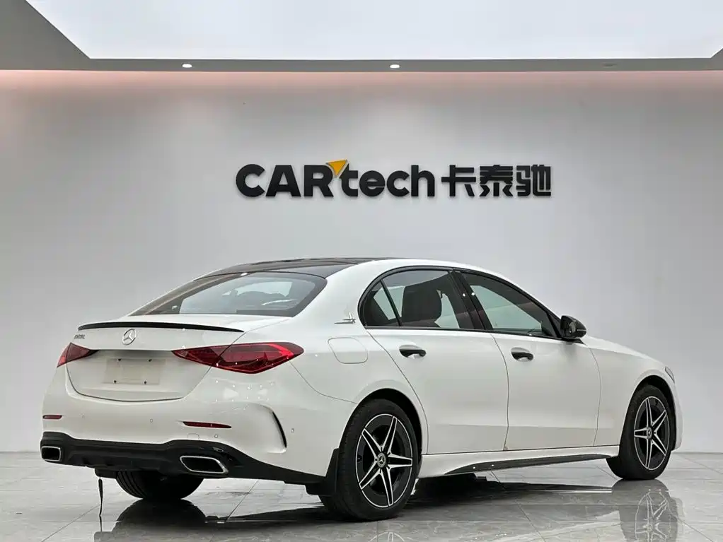 Mercedes-Benz C-Class — миниатюра 5