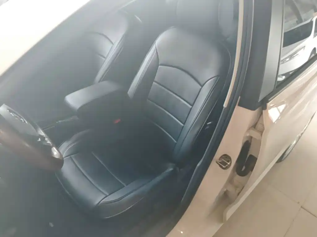 Volkswagen Santana — миниатюра 15