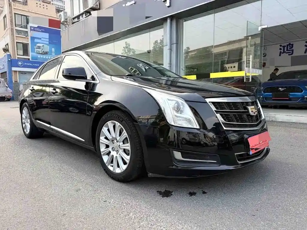 Cadillac XTS — миниатюра 2
