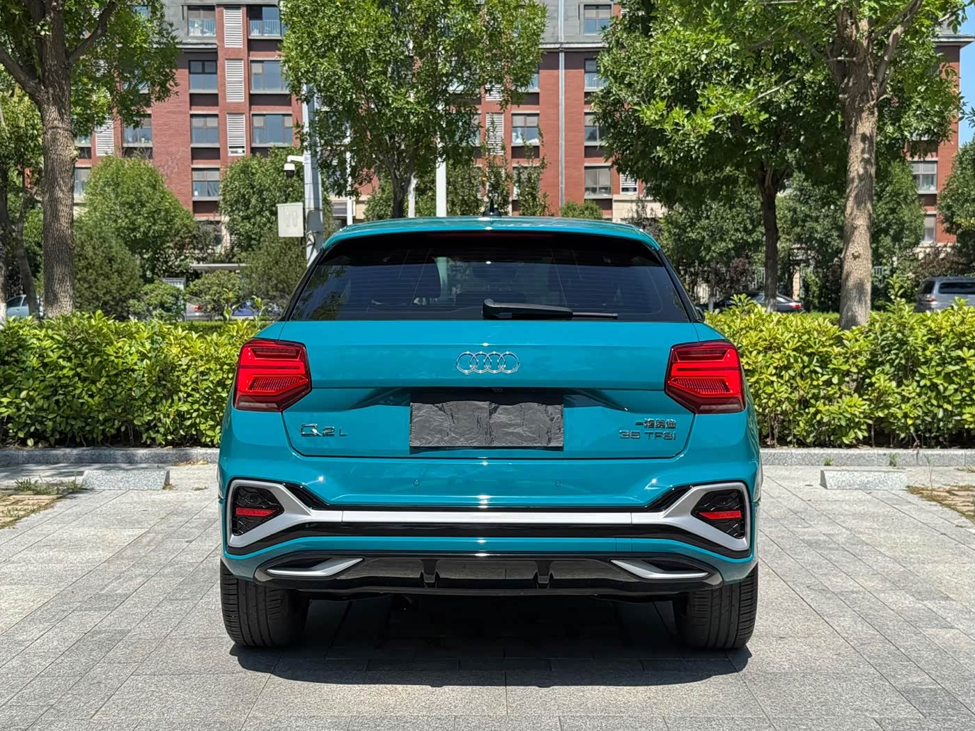 Audi Q2L 1.4 л 2022 г. Голубой, пробег 34000 км