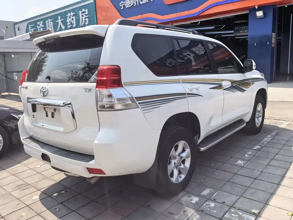Toyota Prado — миниатюра 23