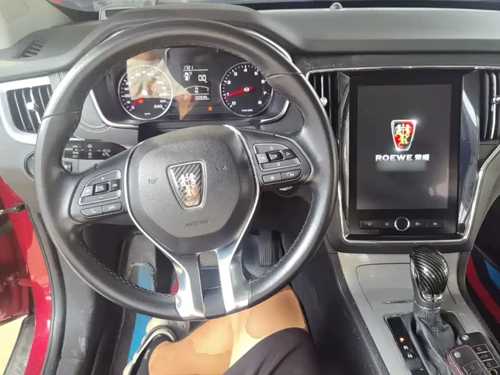 Roewe RX5 — миниатюра 10