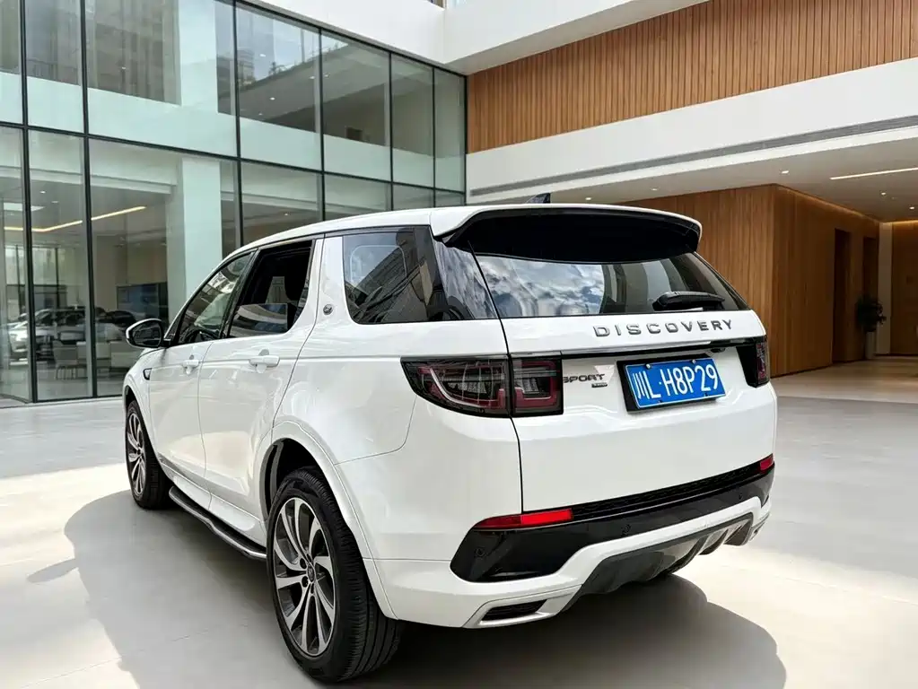 Land Rover Discovery Sport — миниатюра 9