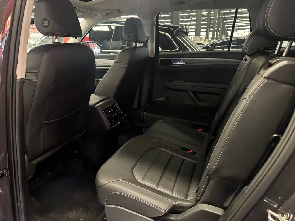 Volkswagen Teramont — миниатюра 5