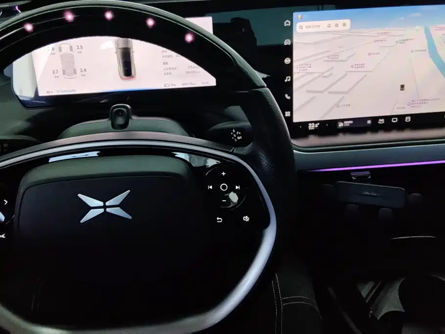 XPeng P7 — миниатюра 12