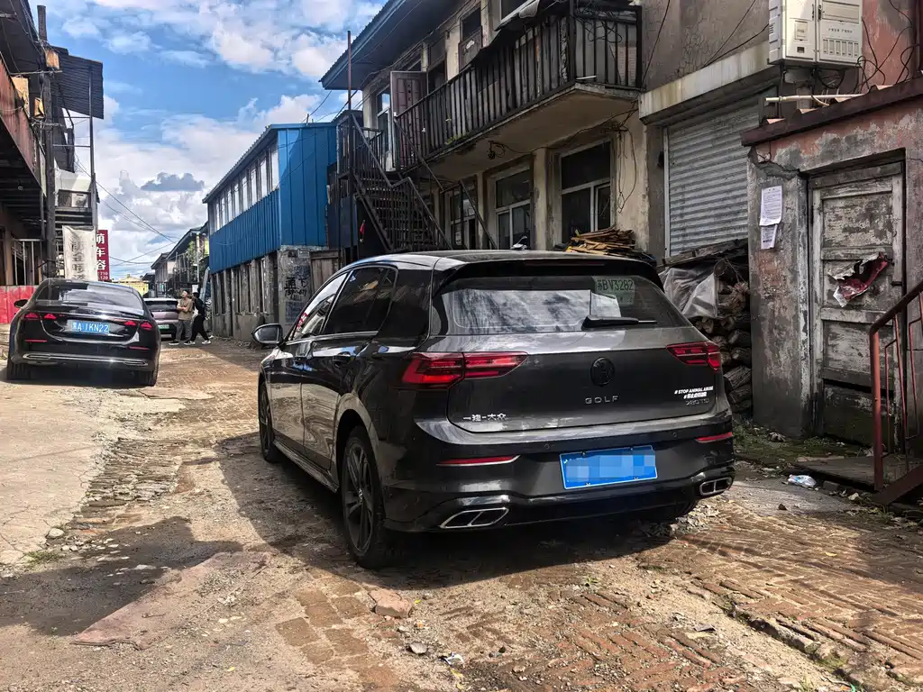 Volkswagen Golf — миниатюра 10