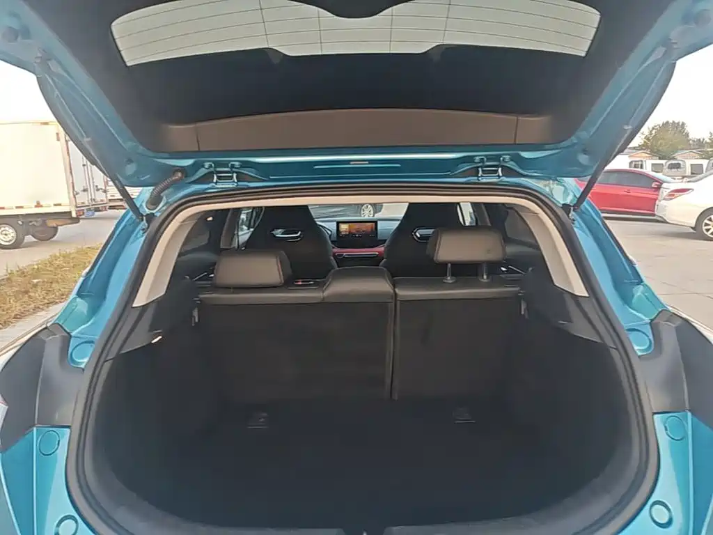 Geely Emgrand S — миниатюра 19
