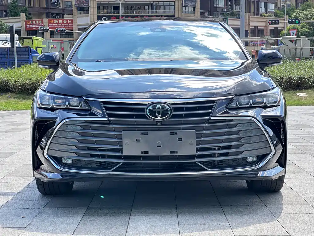 Toyota Avalon — миниатюра 2