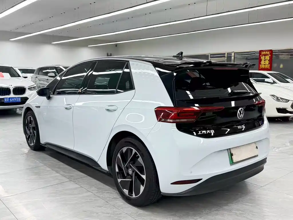 Volkswagen ID.3 — миниатюра 4