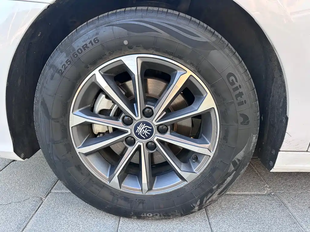 BYD Qin PLUS — миниатюра 14