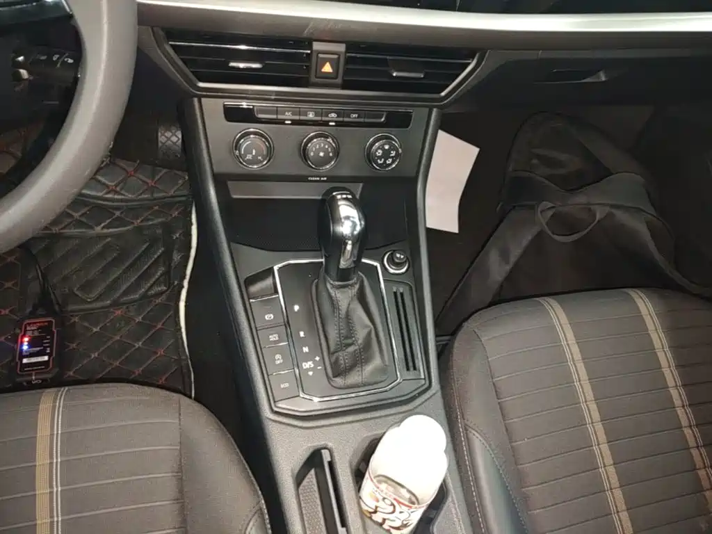 Volkswagen Lavida — миниатюра 14
