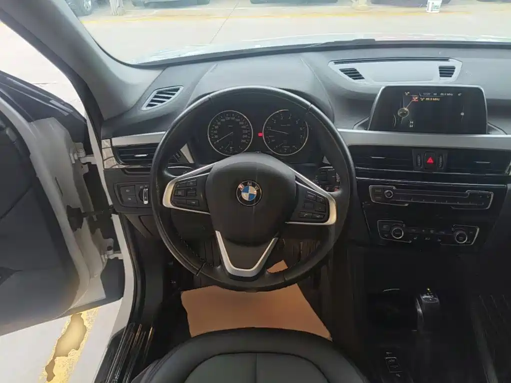BMW X1 — миниатюра 11