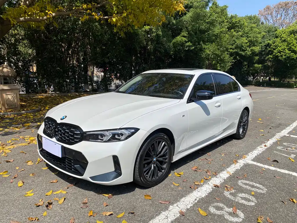 BMW 3 Series 2023