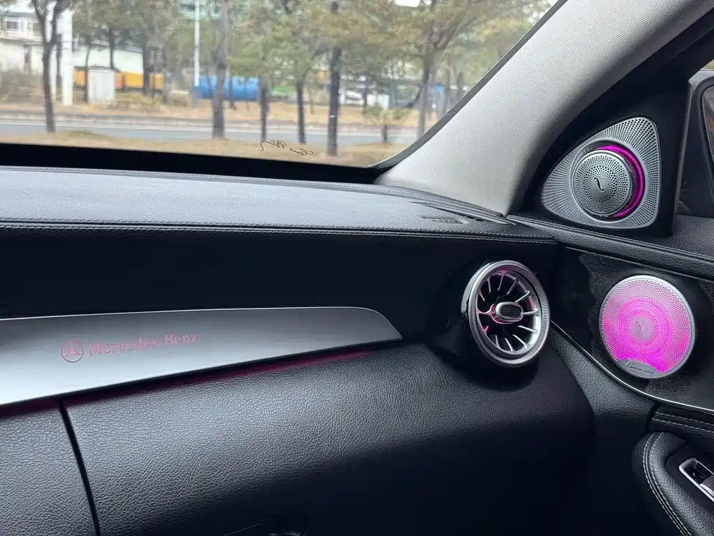 MERCEDES-BENZ C CLASS