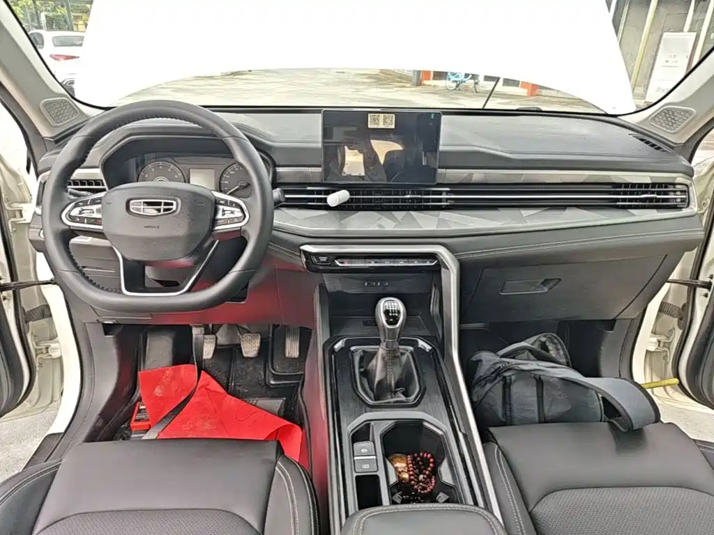 Geely Vision X6 — миниатюра 10