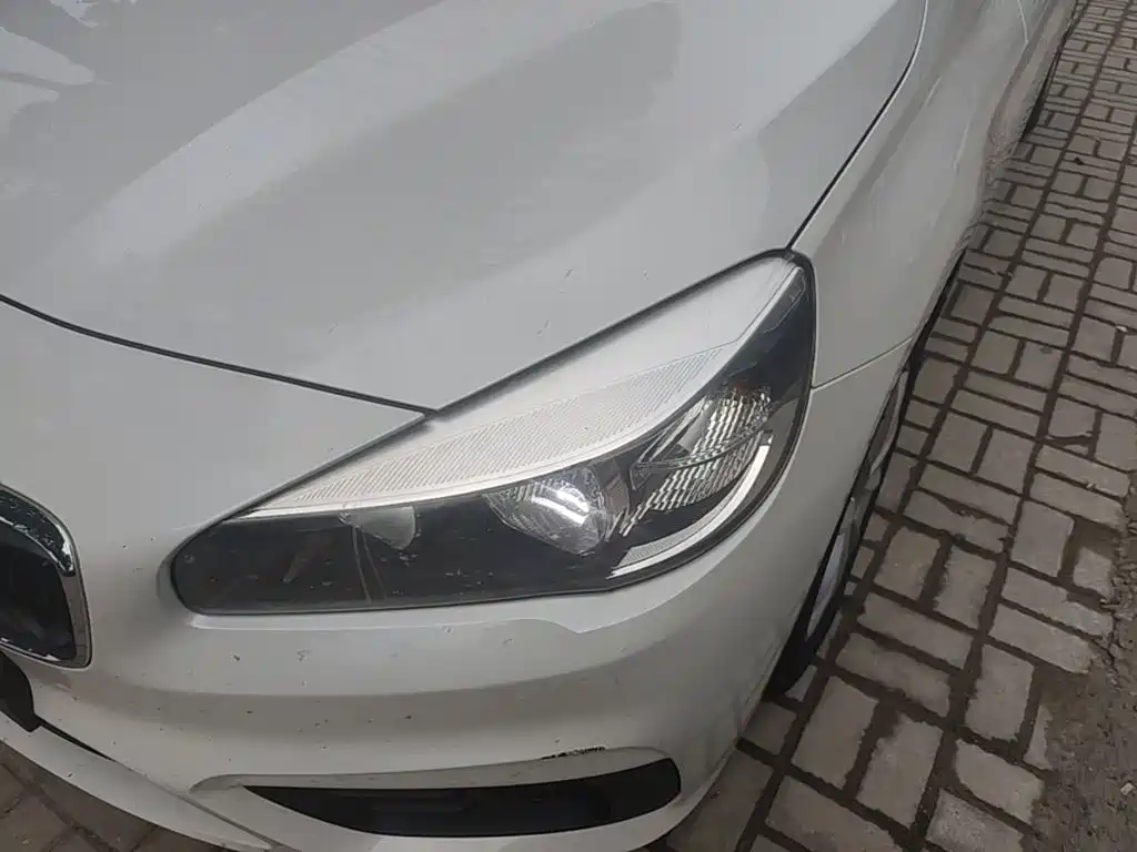 BMW 2 Series Active Tourer — миниатюра 18