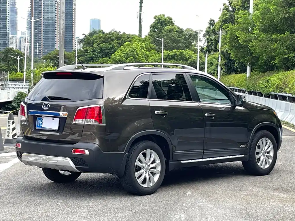 Kia Sorento — миниатюра 3