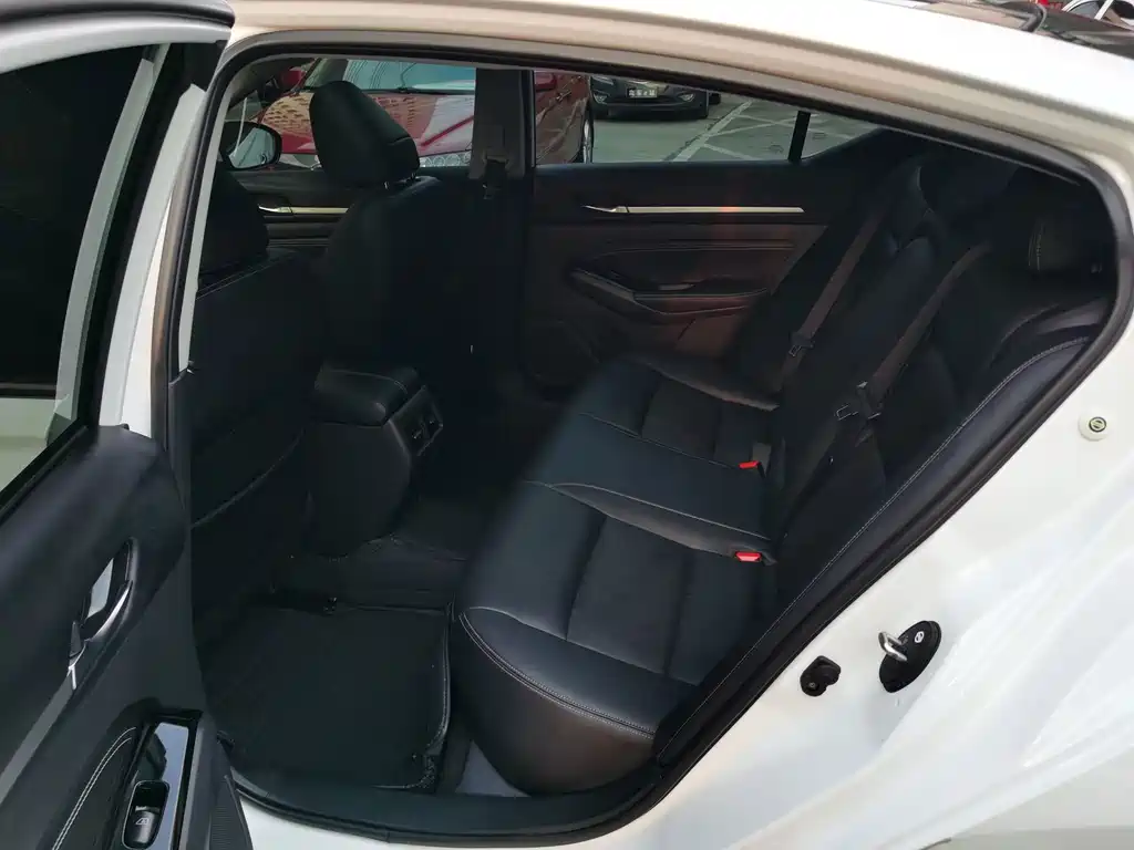 Nissan Teana — миниатюра 8