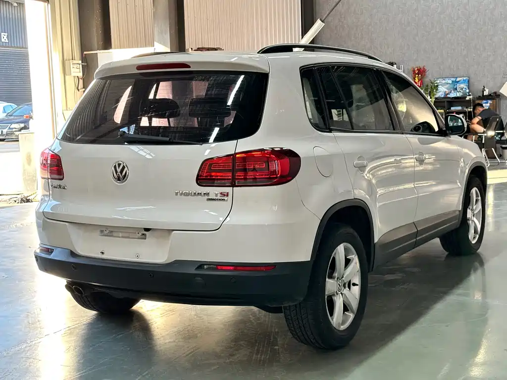 Volkswagen Tiguan 2013 1.8TSI AT Luxury