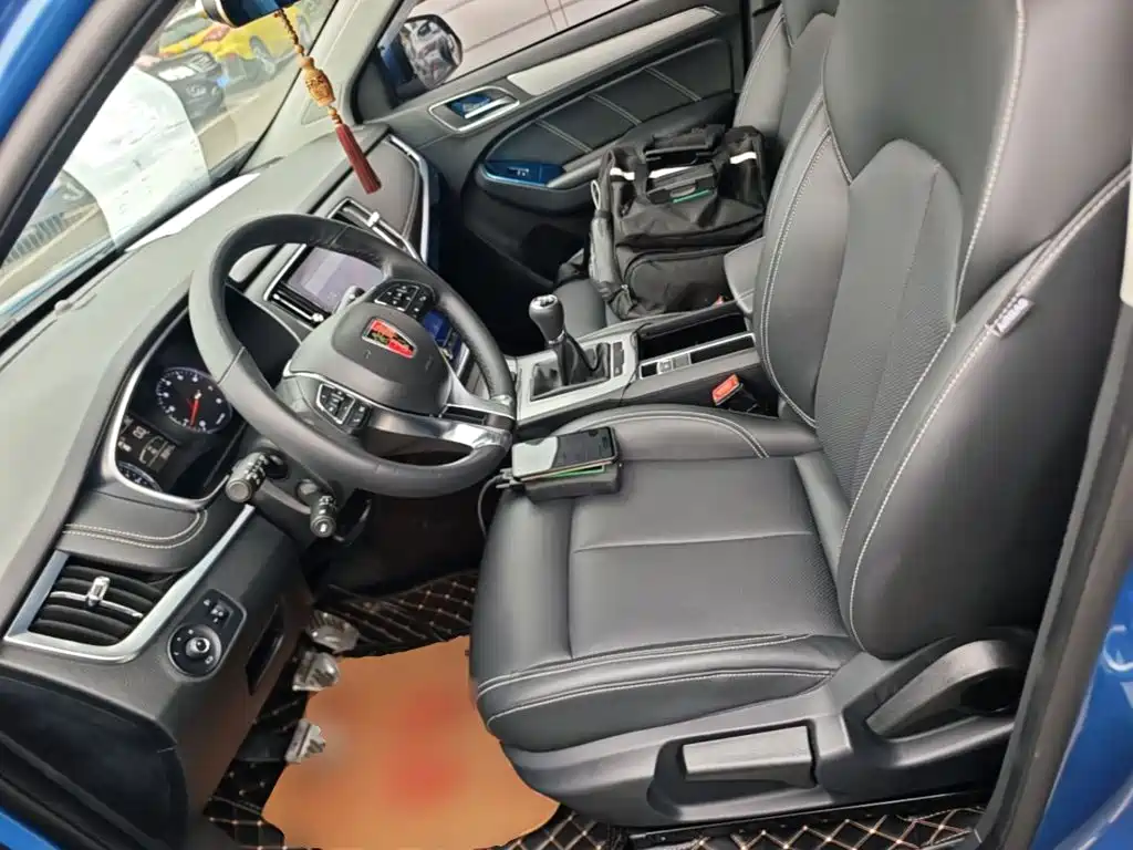 Roewe RX5 — миниатюра 15