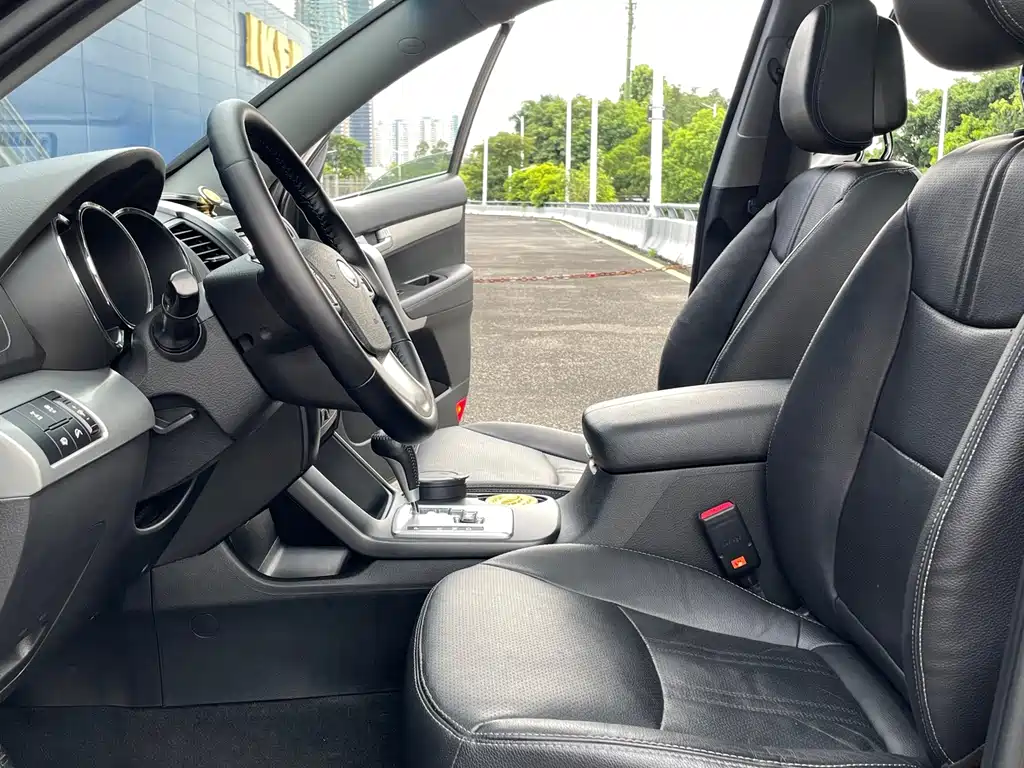 Kia Sorento — миниатюра 8