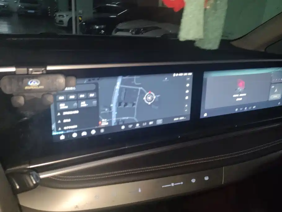 MAXUS G90 — миниатюра 13